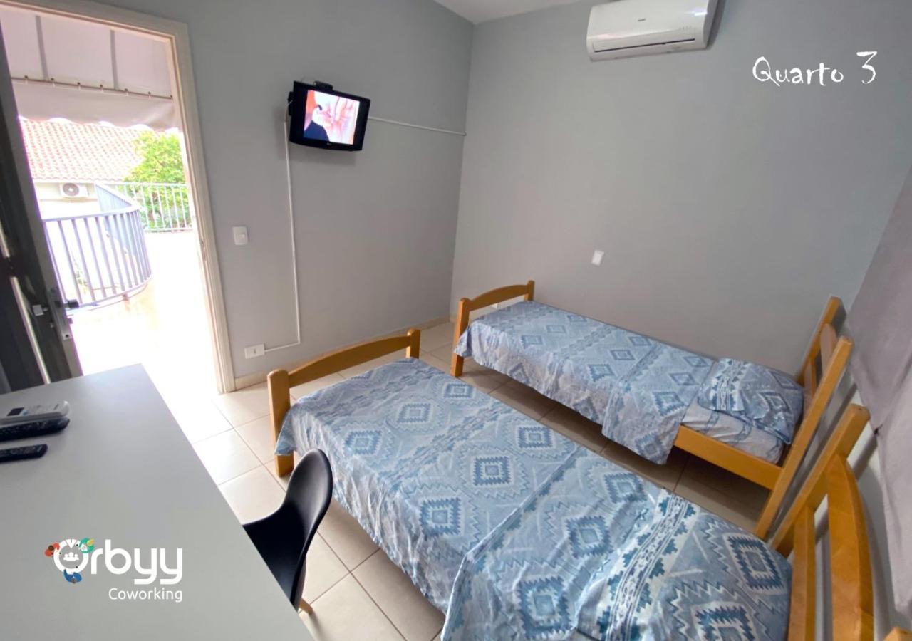 Ritz Hostel Araçatuba 外观 照片
