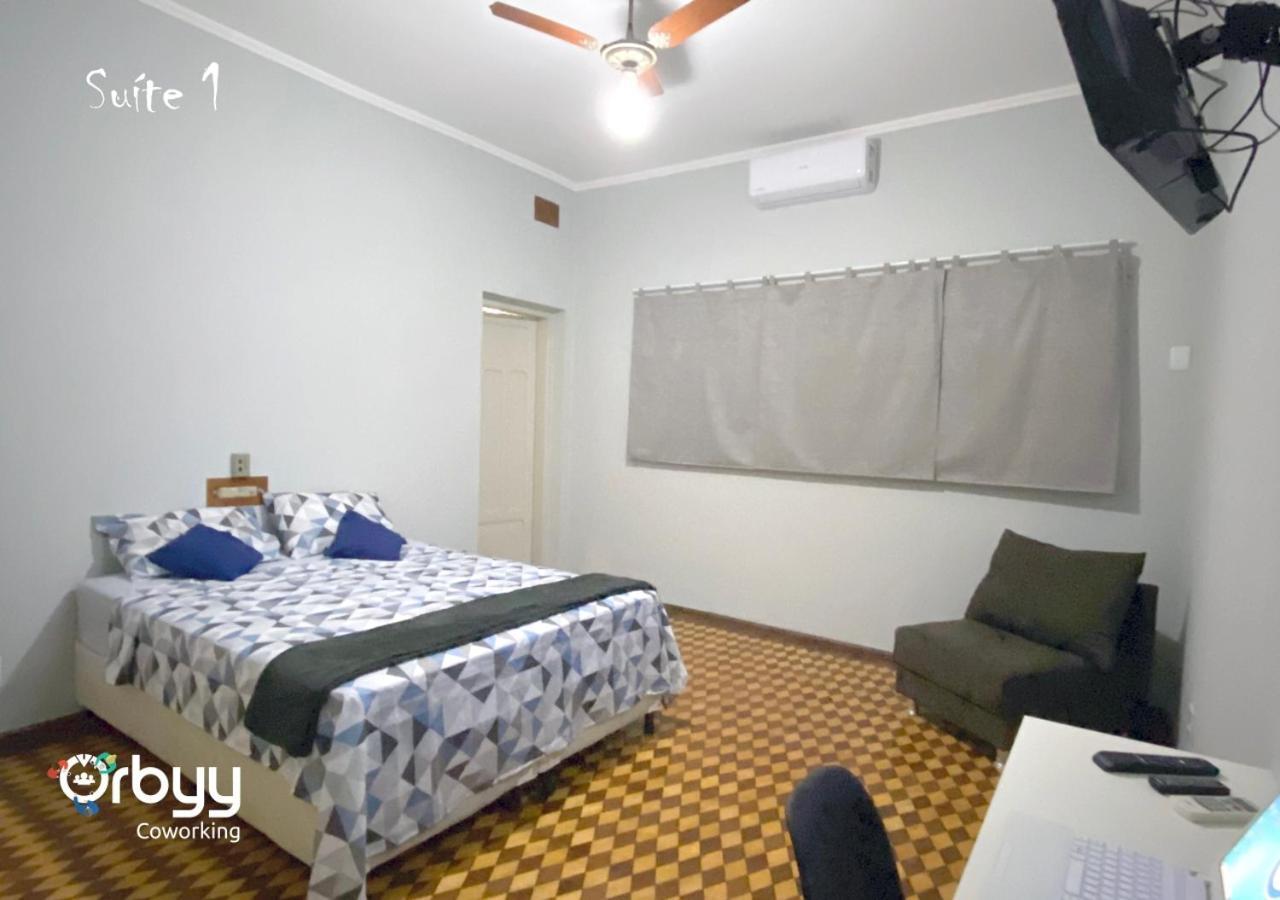 Ritz Hostel Araçatuba 外观 照片